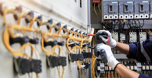 Professional Electrician technician working in Paterson, NJ
